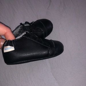 Robeez Oxford Black First Kicks